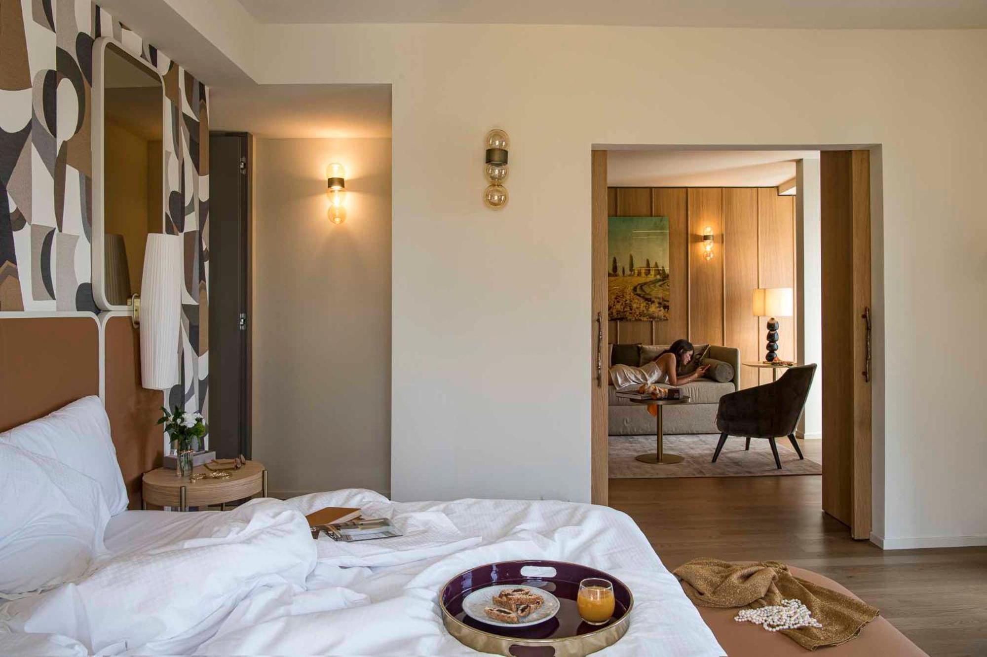 Columbus Urban Resort Firenze Bagian luar foto A suite at the hotel
