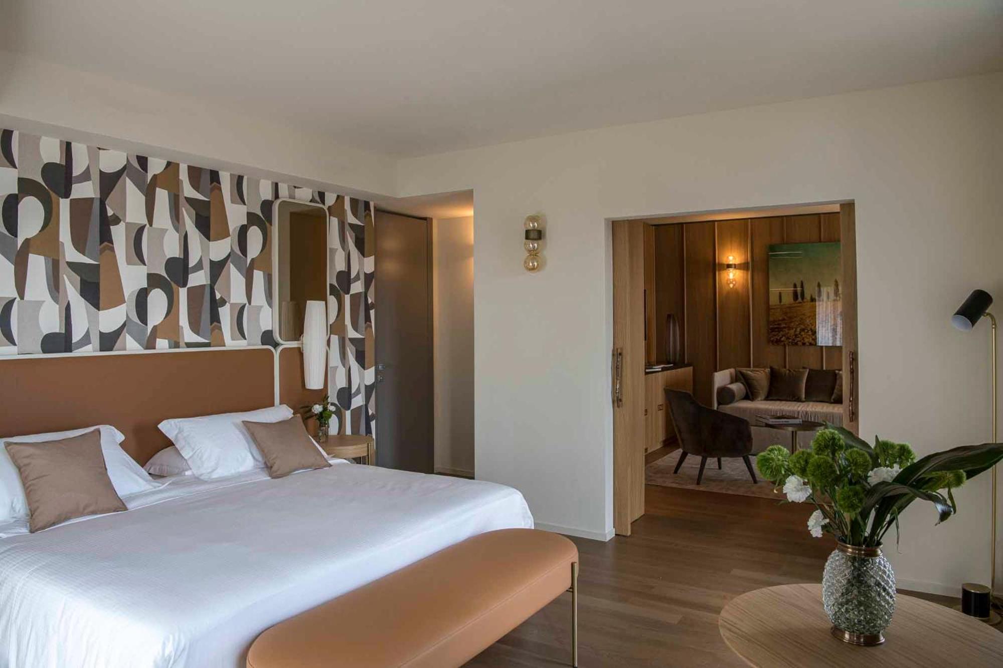 Columbus Urban Resort Firenze Bagian luar foto A room at the hotel