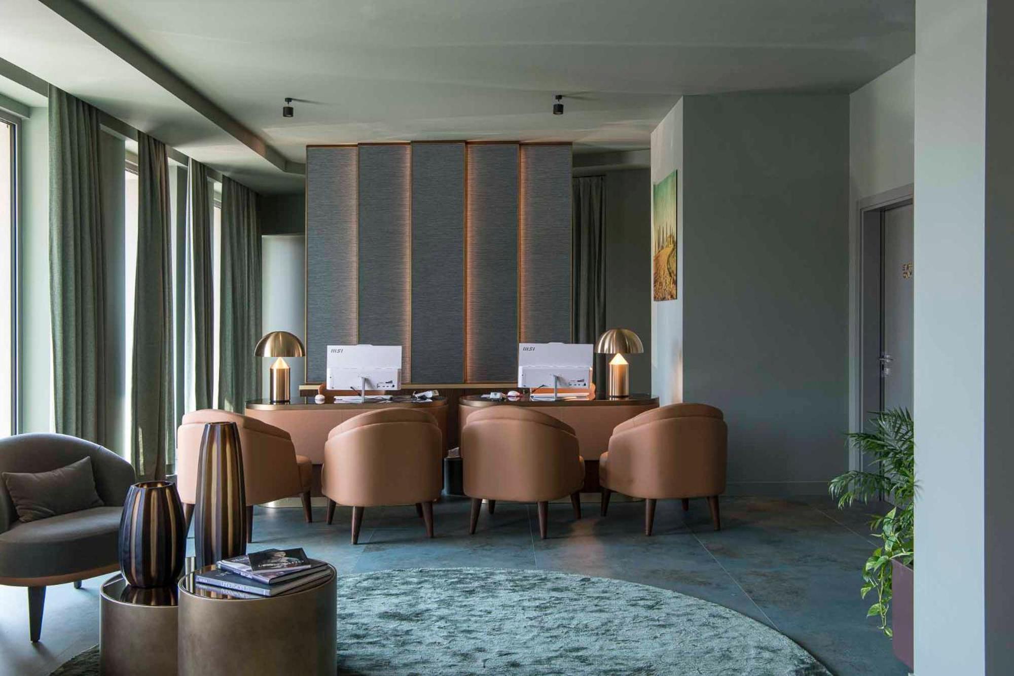 Columbus Urban Resort Firenze Bagian luar foto The interior of the hotel